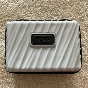 Tumi Delta Case